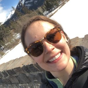 Meet your Posher, Anna a